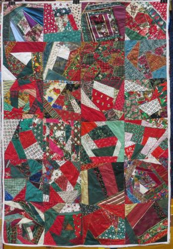 TW-905-Christmas-Crazy-Quilt-Pemberton