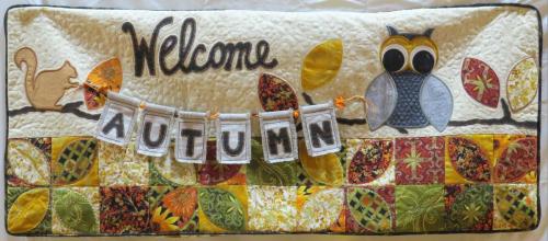 HDC-635-Welcome-Autumn-Bench-Pillow-Jeffrey